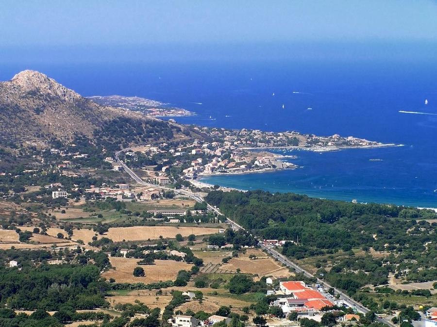 Studio Tout Equipe De 27M2, A 100M De La Mer, Et 500M Des Commerces Algajola  Exterior photo